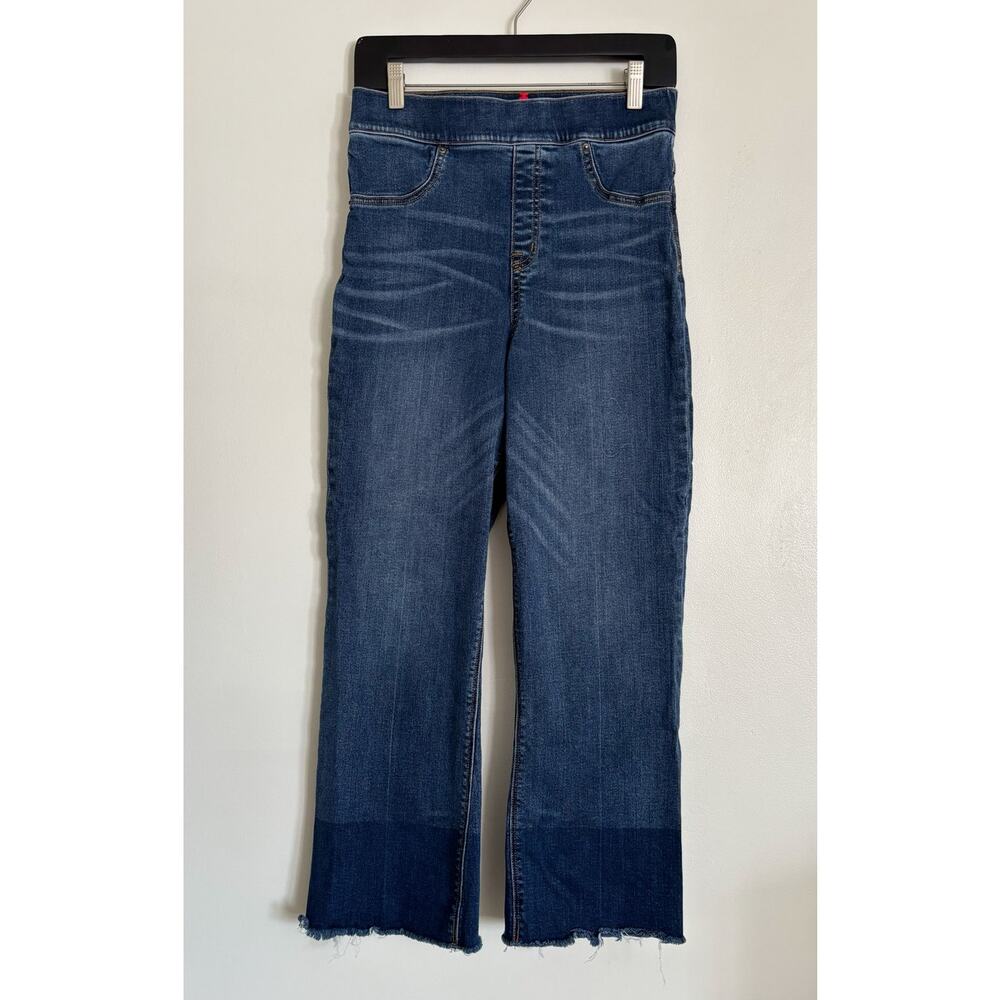 Medium Wash Spanx Cropped Flare Raw Hem Jeans M
